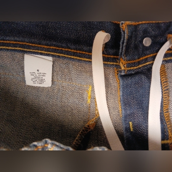 Old Navy vintage inspired front pocket elasticwaist Maternity Jeans, UNDER BELLY - Picture 4 of 5